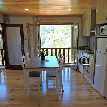 Quinta Da Resteva-chale Do Ribeiro * Виейра-ду-Минью