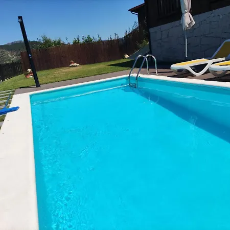 Quinta Da Resteva-chale Do Ribeiro Виейра-ду-Минью