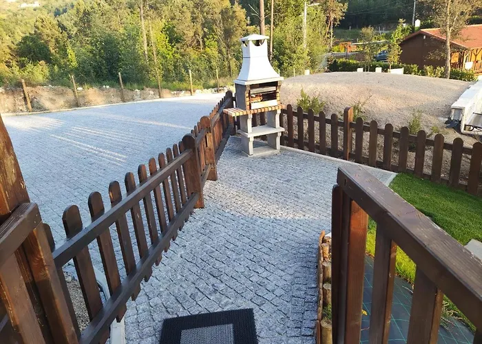 Domek alpejski Quinta Da Resteva-chale Do Ribeiro