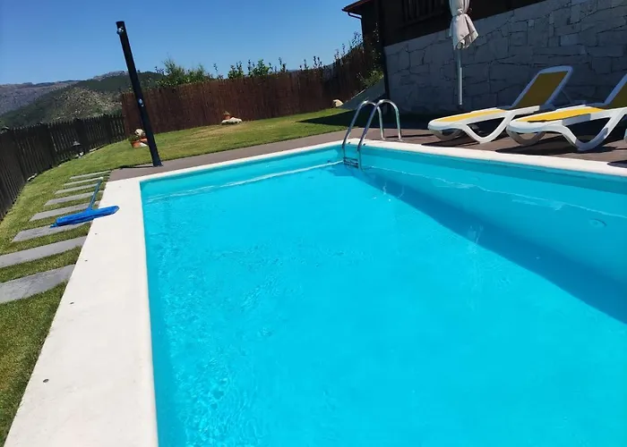 Quinta Da Resteva-chale Do Ribeiro ויירה דו מיניו